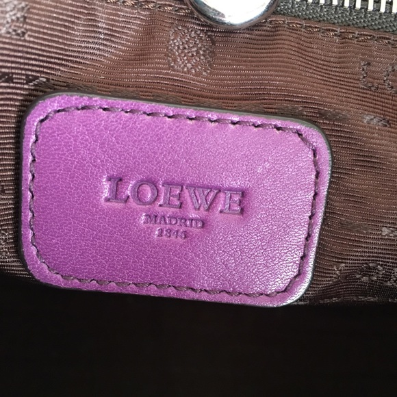 Loewe Calfskin Heritage Tote - Picture 12 of 16